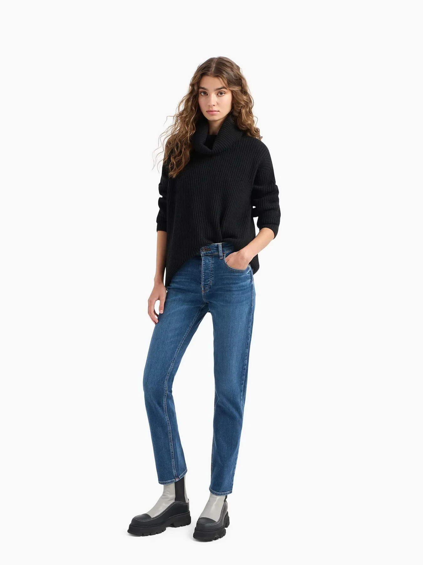 Джинсы Emporio Armani J60 модель 6R2J60-2DBDZ-0941 Джинсы Emporio Armani J60 модель 6R2J60-2DBDZ-0941 Фото