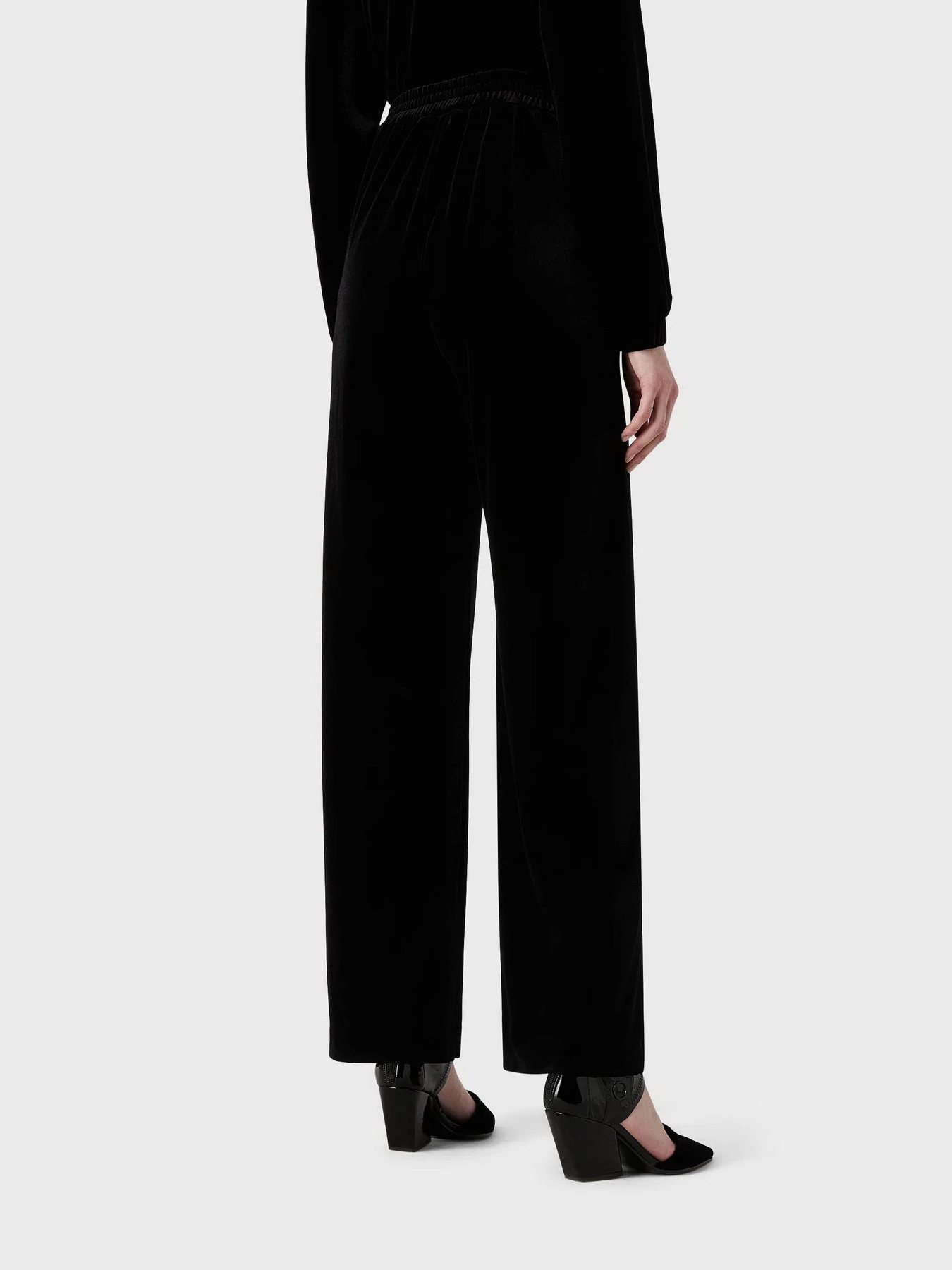 Штани Emporio Armani модель 6R2P6D-2JVZZ-0999 Штани Emporio Armani модель 6R2P6D-2JVZZ-0999 Фото