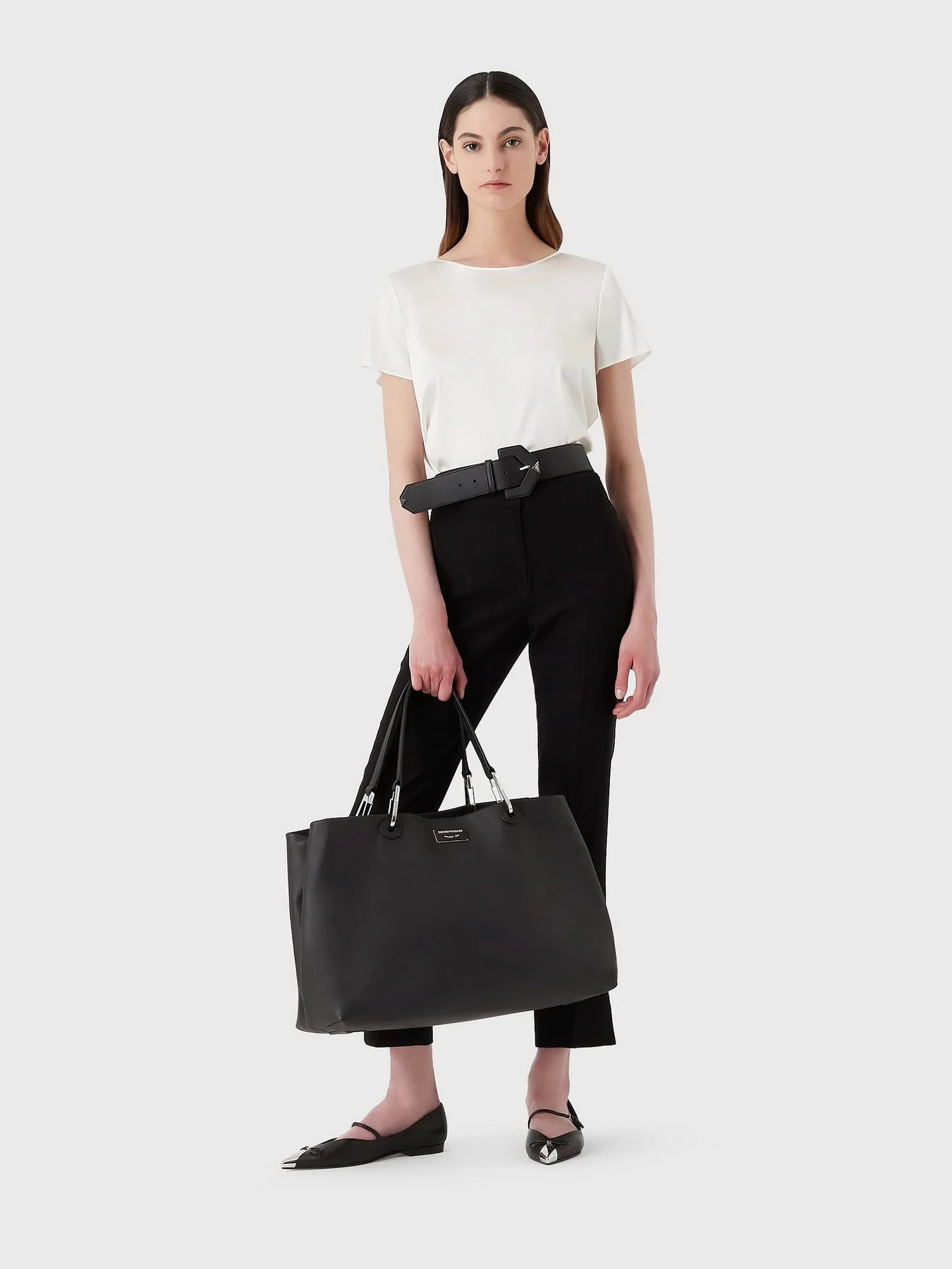 Рубашки Emporio Armani модель 8N2K15-2NXXZ-0101 Рубашки Emporio Armani модель 8N2K15-2NXXZ-0101 Фото