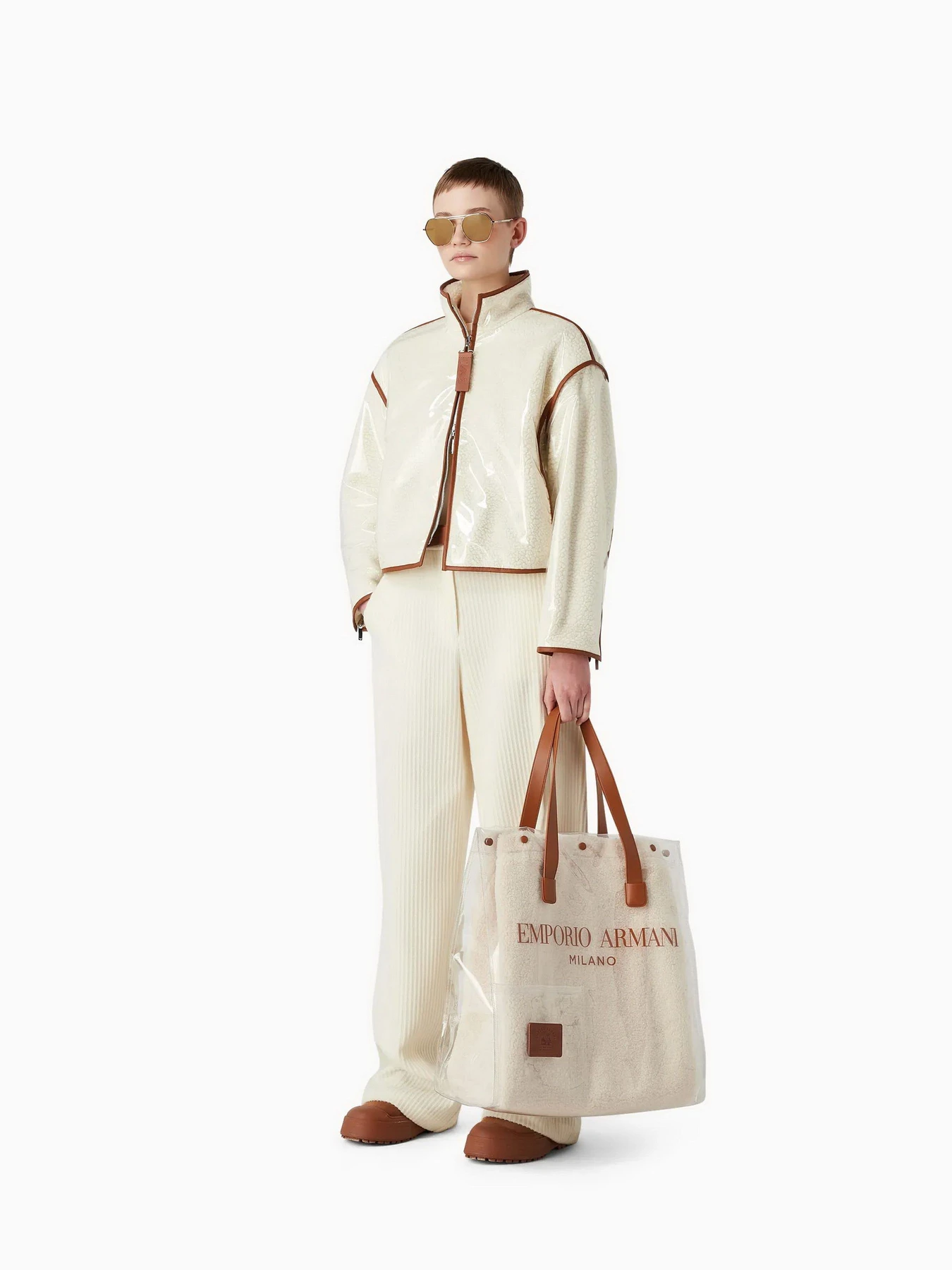 Куртки и дубленки Emporio Armani CHALET модель 6R2B98-2NV9Z-0138 Куртки и дубленки Emporio Armani CHALET модель 6R2B98-2NV9Z-0138 Фото