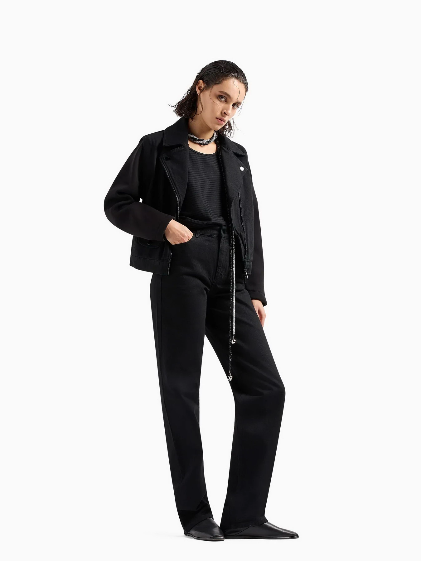 Куртки и дубленки Emporio Armani модель 3D2B77-2DADZ-0005 Фото