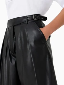 Шорты Emporio Armani модель E3NP61-F2P66-999 Фото