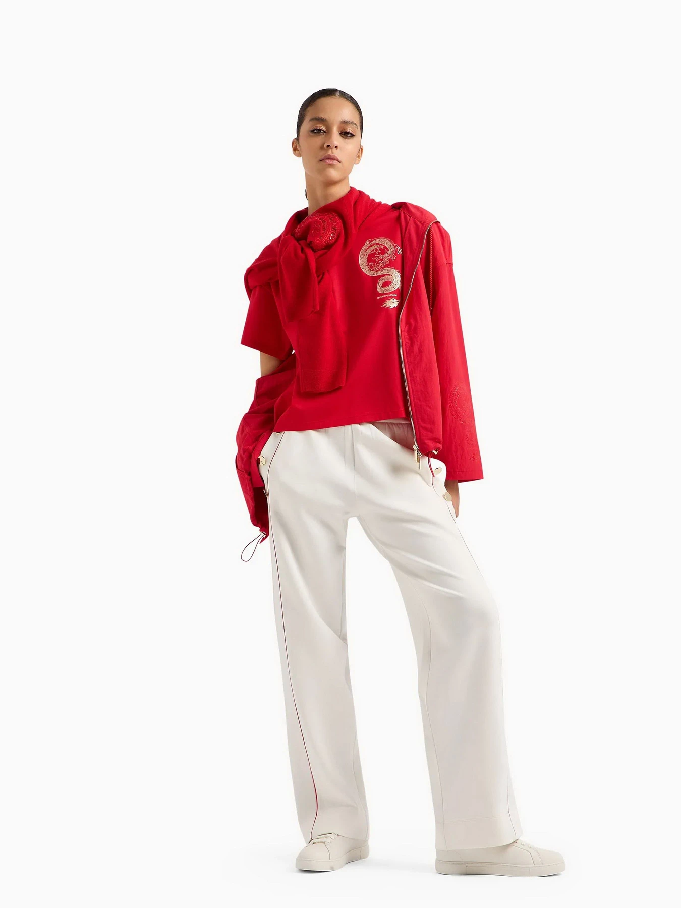 Куртки и дубленки Emporio Armani Chinese New Year модель EW000002-AF10005-U5061 Фото