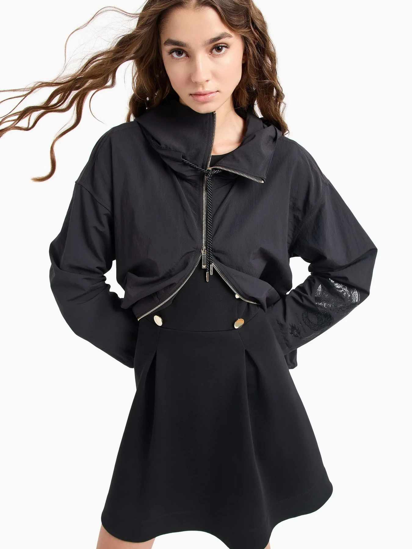 Куртки и дубленки Emporio Armani Chinese New Year модель EW000002-AF10005-UC001 Куртки и дубленки Emporio Armani Chinese New Year модель EW000002-AF10005-UC001 Фото