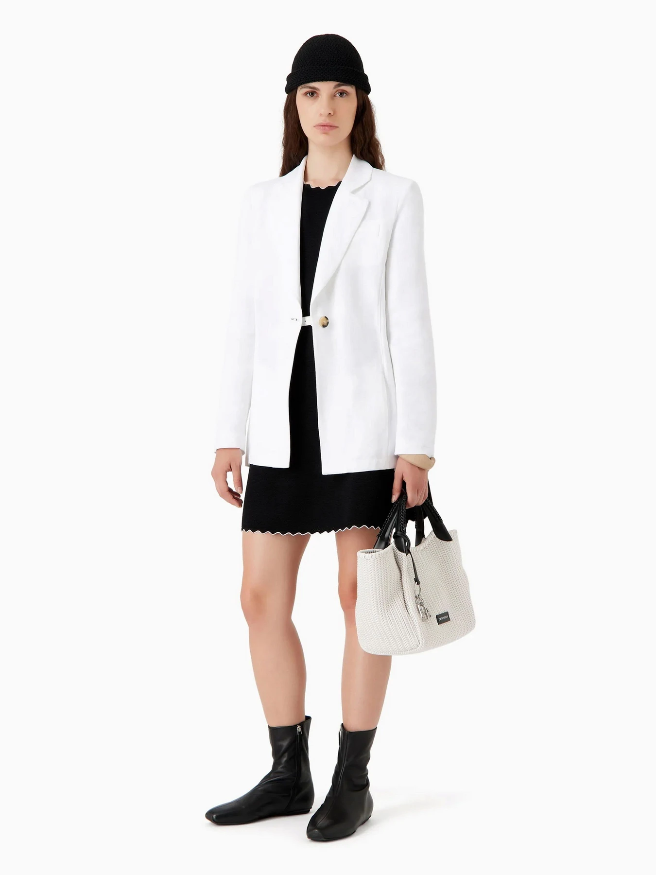 Пиджаки Emporio Armani модель 3D2G65-2NM8Z-0100 Пиджаки Emporio Armani модель 3D2G65-2NM8Z-0100 Фото