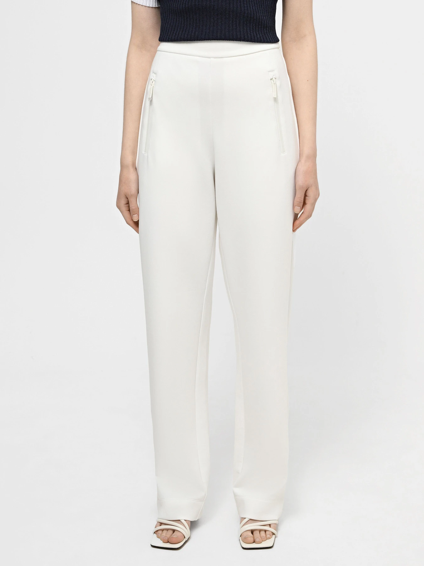 Штани Emporio Armani модель 3D2P6E-1JHSZ-0101 Штани Emporio Armani модель 3D2P6E-1JHSZ-0101 Фото