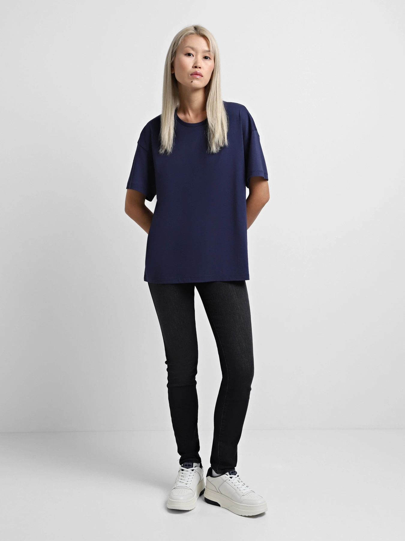 Футболки и поло Emporio Armani модель 6D2T7M-2JFNZ-0917 Футболки и поло Emporio Armani модель 6D2T7M-2JFNZ-0917 Фото