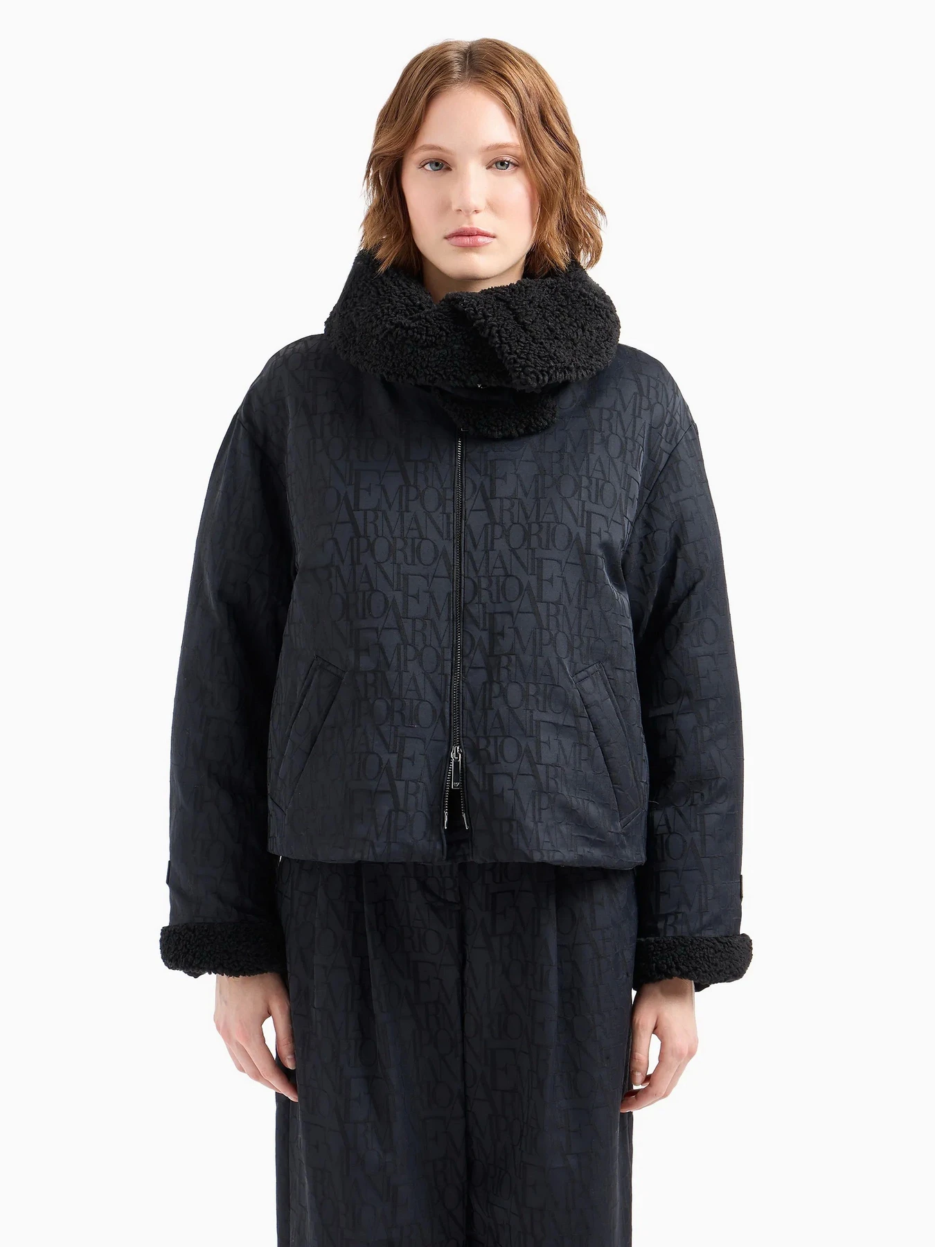Куртки та дублянки Emporio Armani модель 6D2B62-2NGGZ-0999 Фото