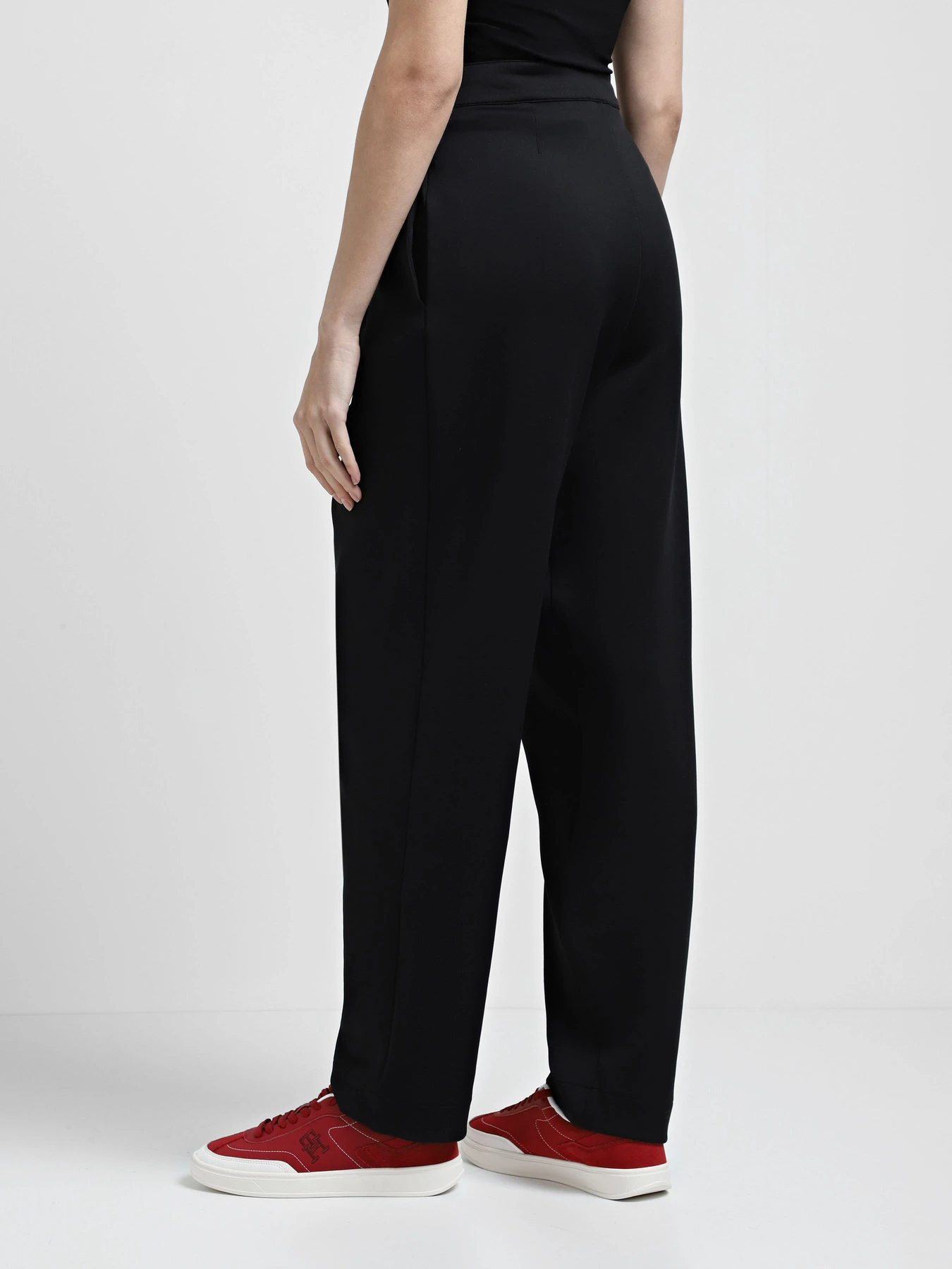 Штани Emporio Armani модель 6D2P7B-2JXGZ-0999 Штани Emporio Armani модель 6D2P7B-2JXGZ-0999 Фото