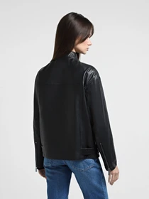 Куртки та дублянки Emporio Armani модель EW000229-AF10529-UC001 Фото