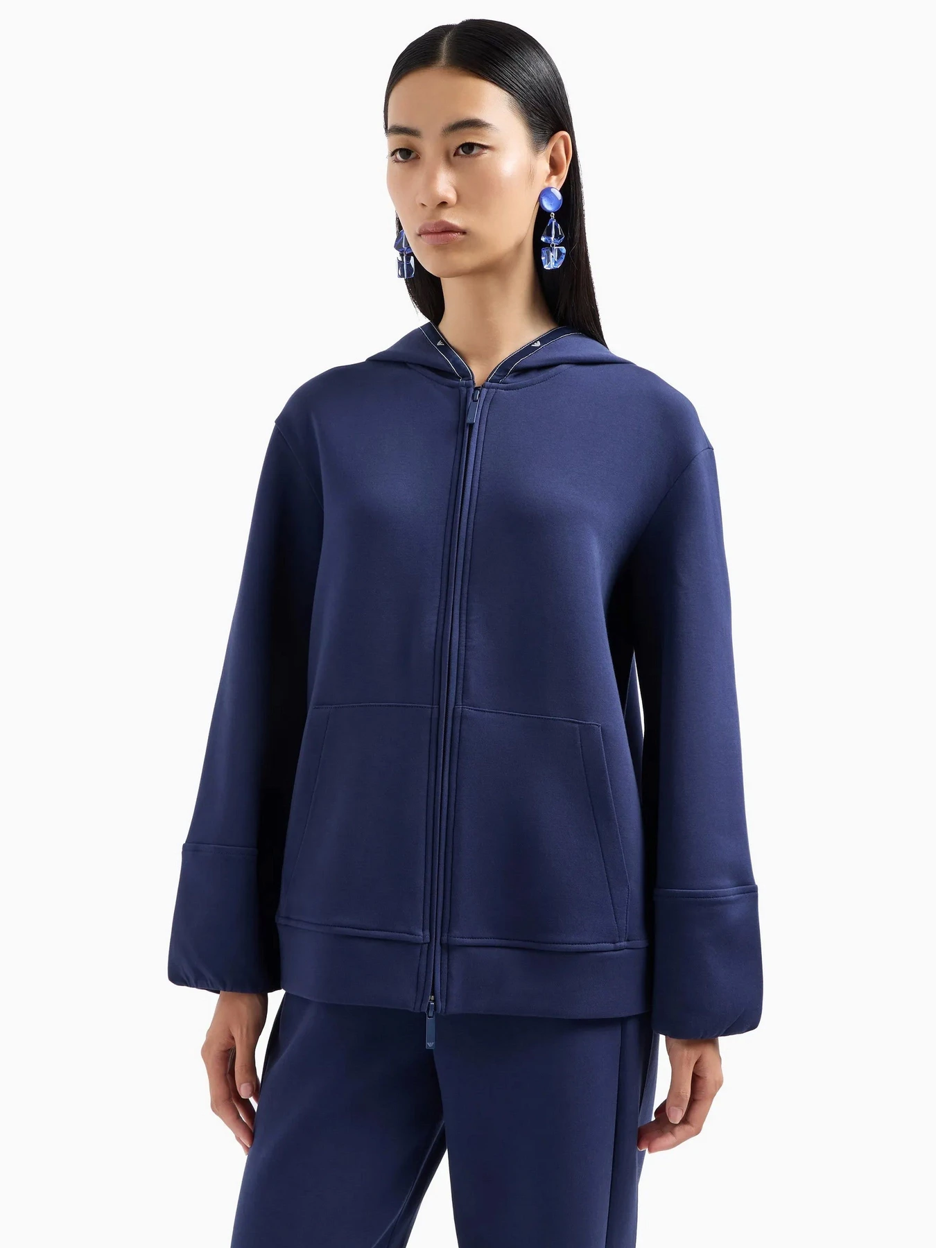 Худи и свитшоты Emporio Armani модель 6D2M6D-1JHSZ-0917 Худи и свитшоты Emporio Armani модель 6D2M6D-1JHSZ-0917 Фото