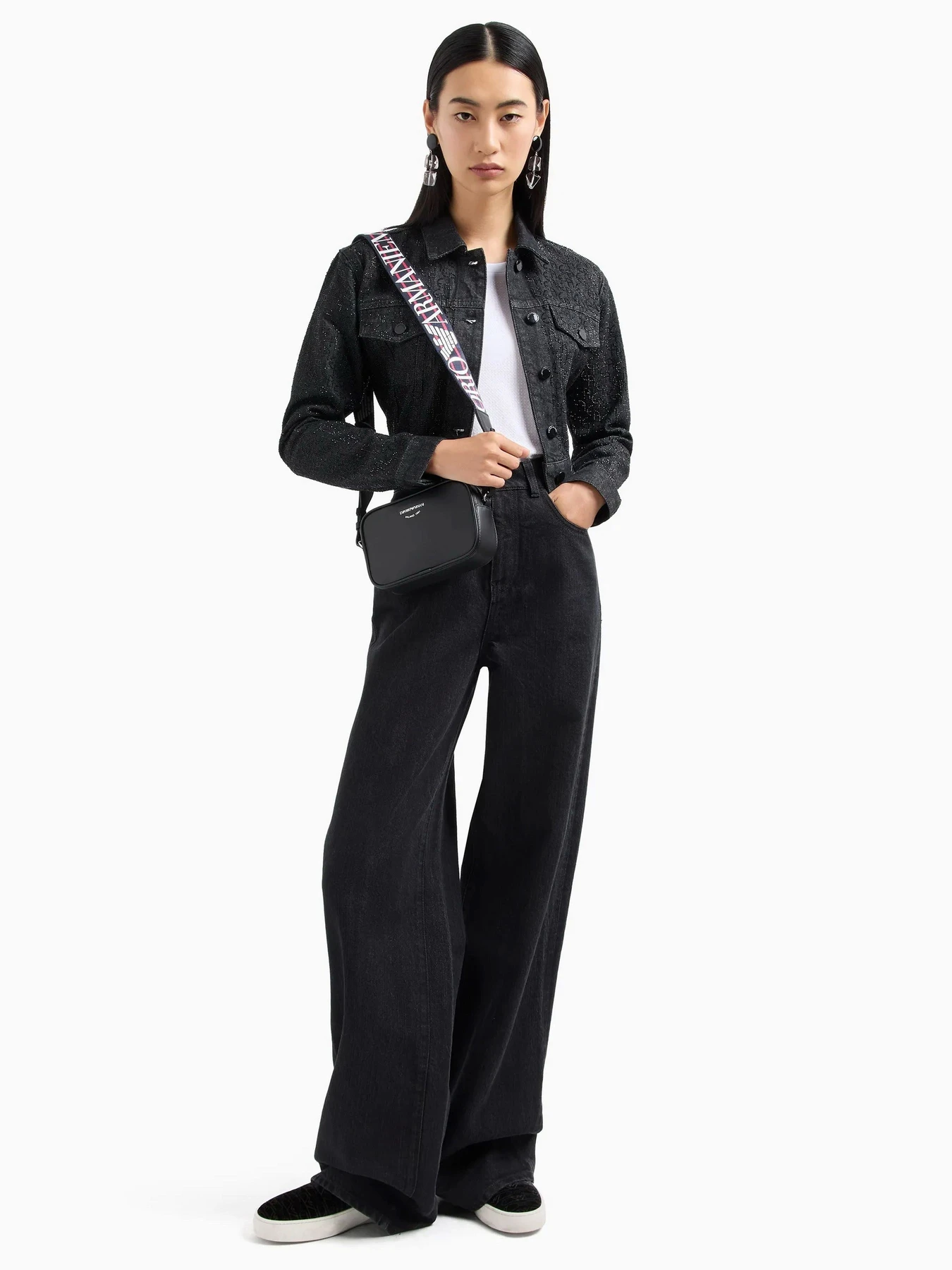 Футболки и поло Emporio Armani модель 6D2T7F-2JFNZ-0100 Футболки и поло Emporio Armani модель 6D2T7F-2JFNZ-0100 Фото