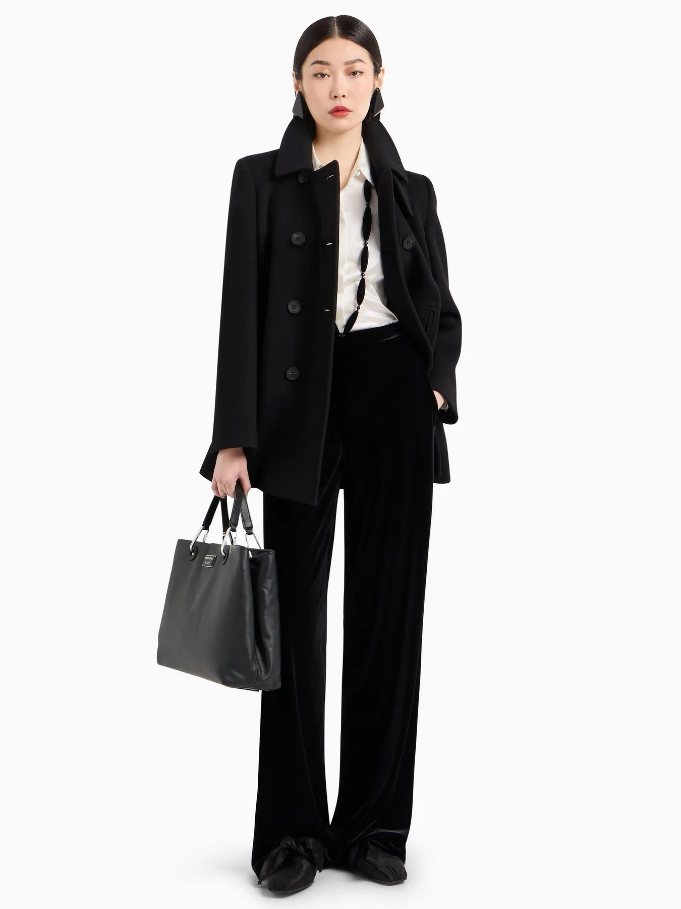 Рубашки Emporio Armani модель 8N2C39-2NXXZ-0101 Рубашки Emporio Armani модель 8N2C39-2NXXZ-0101 Фото