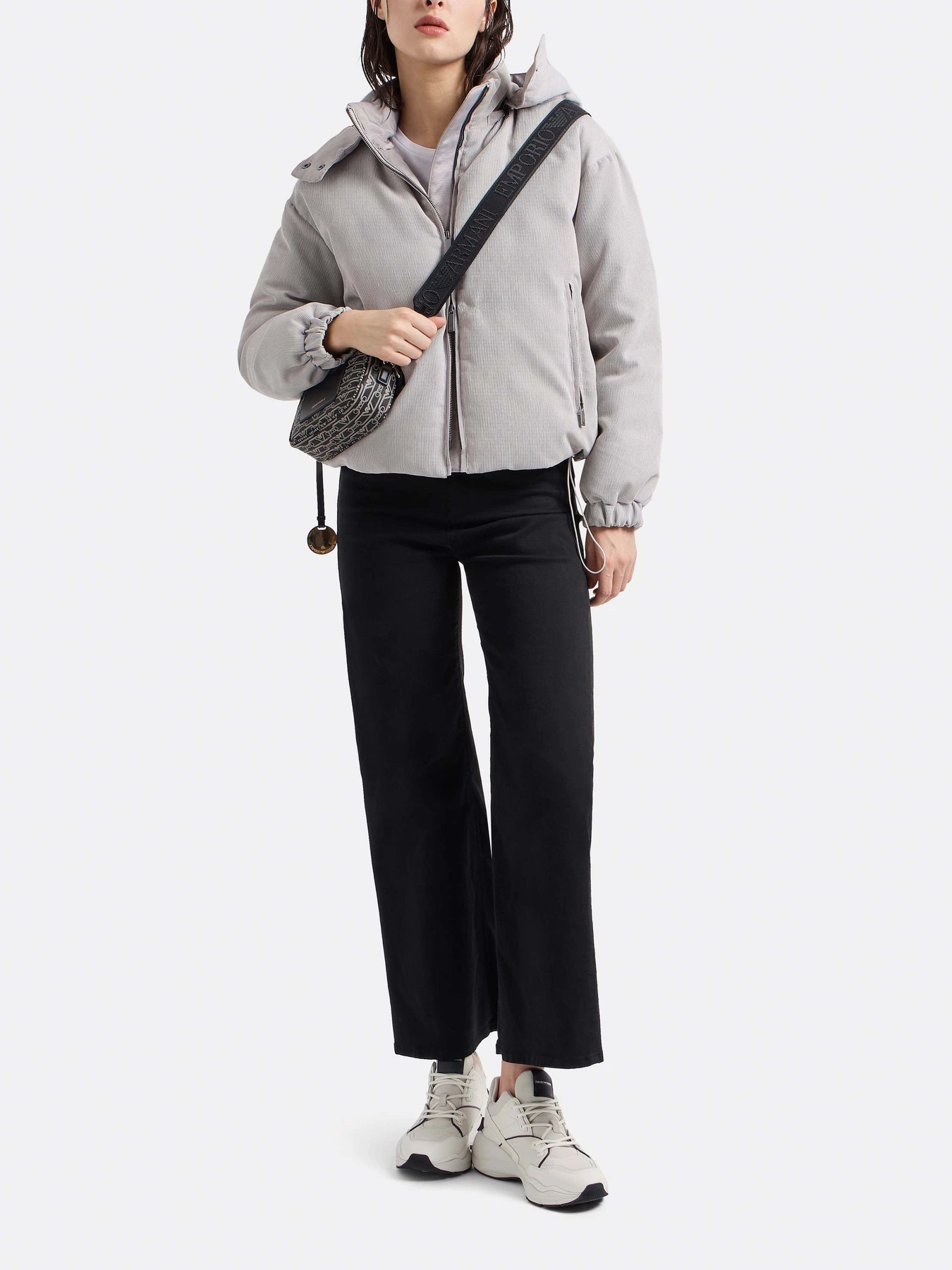 Куртки и дубленки Emporio Armani модель 6D2B65-2NGHZ-0635 Куртки и дубленки Emporio Armani модель 6D2B65-2NGHZ-0635 Фото