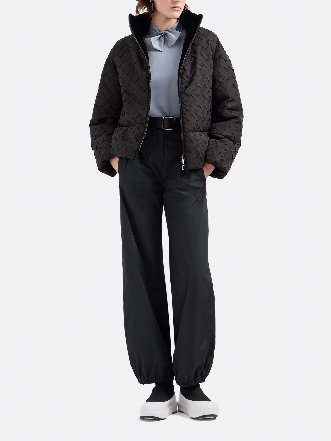 Куртки и дубленки Emporio Armani модель 6D2B73-2NGPZ-0999 Куртки и дубленки Emporio Armani модель 6D2B73-2NGPZ-0999 Фото