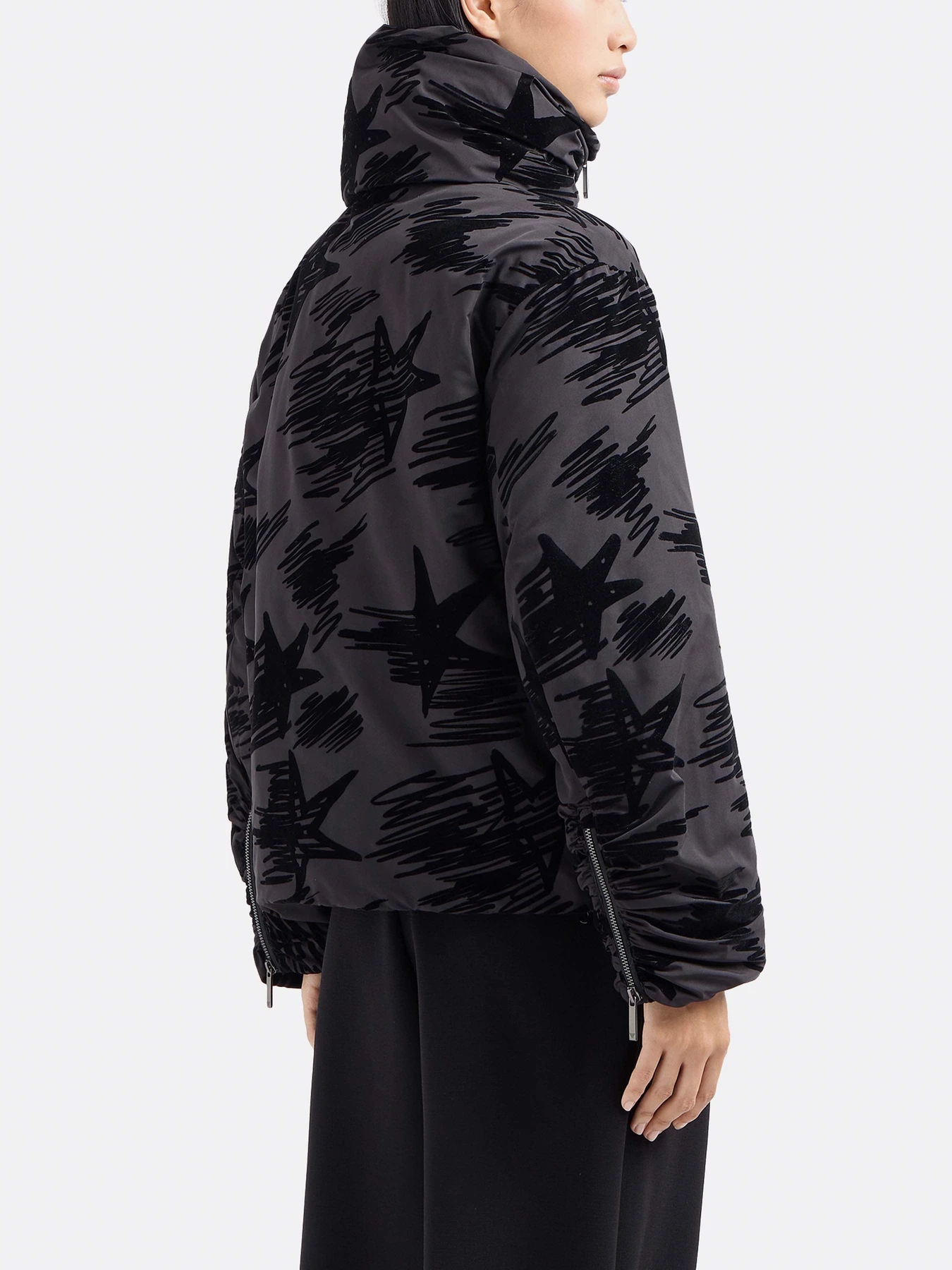 Куртки и дубленки Emporio Armani модель 6D2B87-2NFQZ-0999 Куртки и дубленки Emporio Armani модель 6D2B87-2NFQZ-0999 Фото