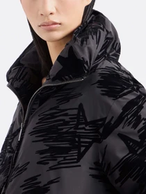 Куртки и дубленки Emporio Armani модель 6D2B87-2NFQZ-0999 Фото