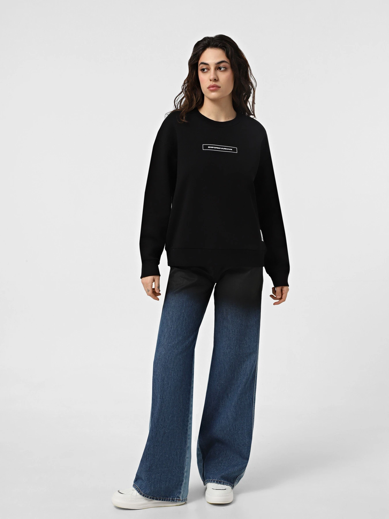 Худи и свитшоты Emporio Armani Sustainable модель 6D2M9I-1JFHZ-0999 Худи и свитшоты Emporio Armani Sustainable модель 6D2M9I-1JFHZ-0999 Фото