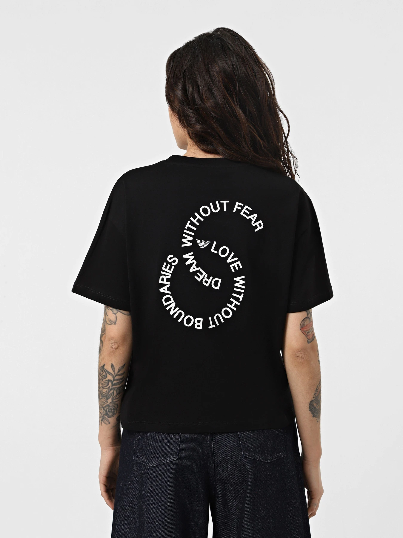 Футболки и поло Emporio Armani Sustainable модель 6D2T9K-1JFFZ-0999 Футболки и поло Emporio Armani Sustainable модель 6D2T9K-1JFFZ-0999 Фото