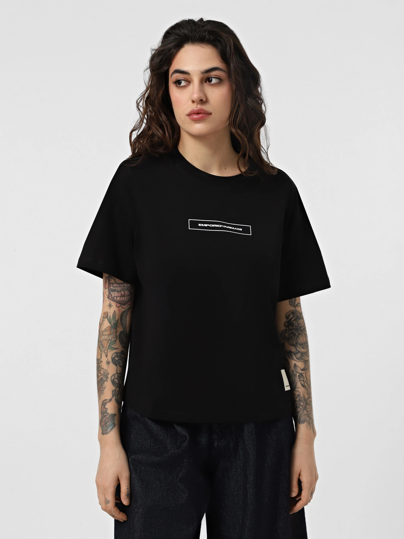Футболки и поло Emporio Armani Sustainable модель 6D2T9K-1JFFZ-0999 Футболки и поло Emporio Armani Sustainable модель 6D2T9K-1JFFZ-0999 Фото