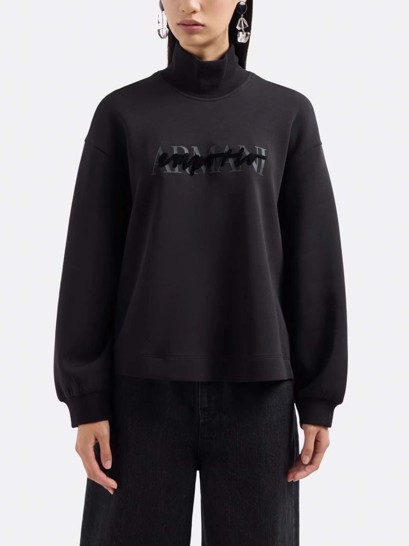 Худи и свитшоты Emporio Armani модель 6D2M6E-1JHSZ-0999 Худи и свитшоты Emporio Armani модель 6D2M6E-1JHSZ-0999 Фото