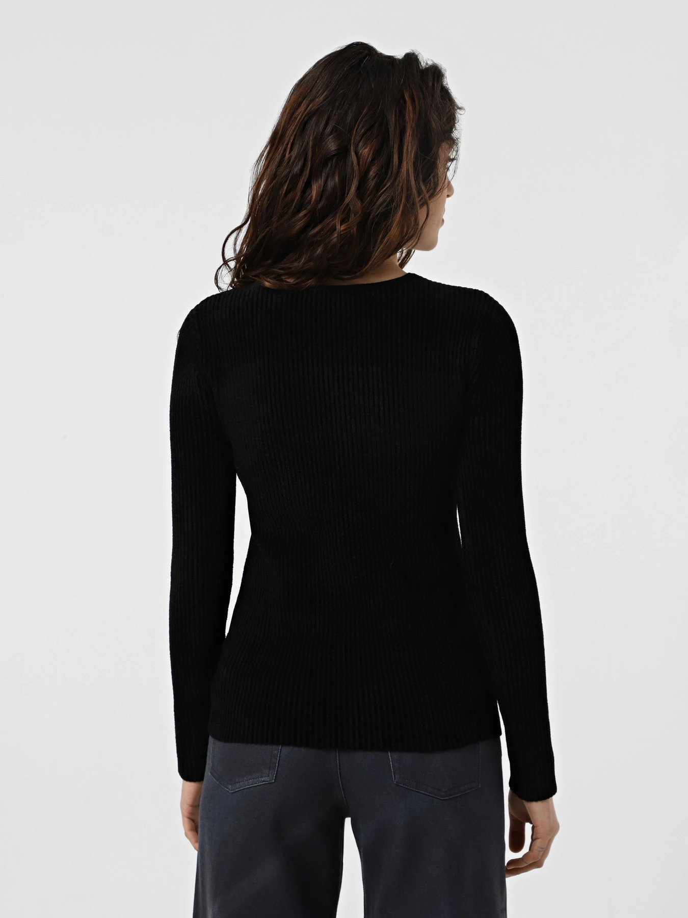 Свитры и кардиганы Emporio Armani модель 6D2MU4-2M21Z-0999 Свитры и кардиганы Emporio Armani модель 6D2MU4-2M21Z-0999 Фото