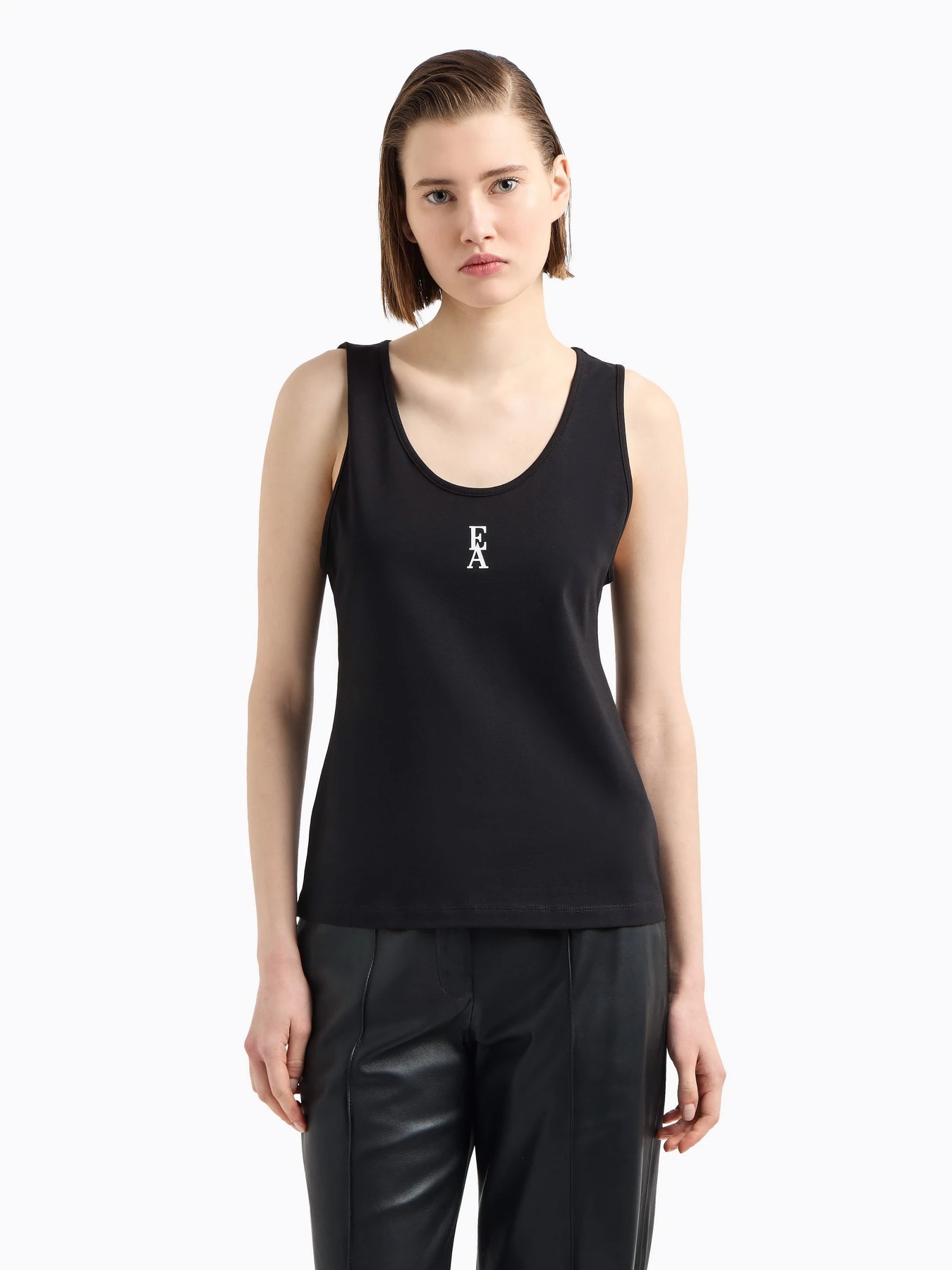Футболки и поло Emporio Armani модель EW001519-AF12571-UC001 Футболки и поло Emporio Armani модель EW001519-AF12571-UC001 Фото