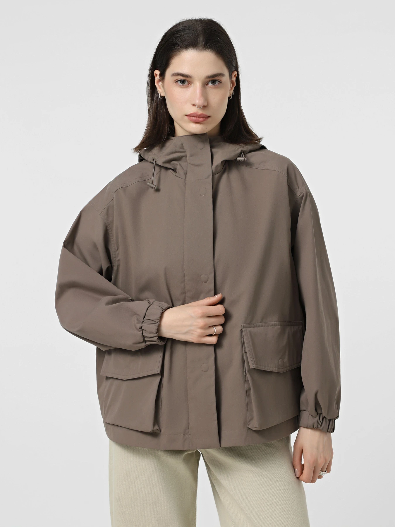 Куртки и дубленки Emporio Armani модель EW002086-AF14358-U6125 Фото
