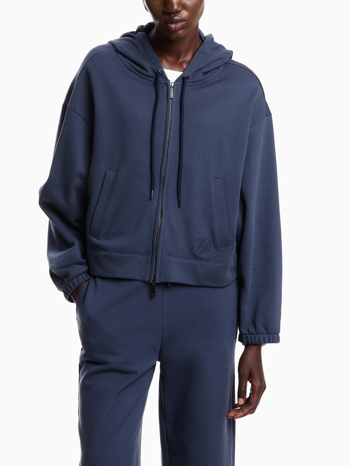 Худи и свитшоты Emporio Armani модель EW002126-AF12538-UB092 Худи и свитшоты Emporio Armani модель EW002126-AF12538-UB092 Фото