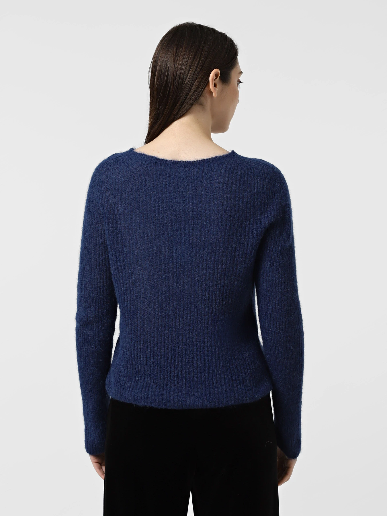 Свитры и кардиганы Emporio Armani модель EW002677-AF20133-UB092 Свитры и кардиганы Emporio Armani модель EW002677-AF20133-UB092 Фото
