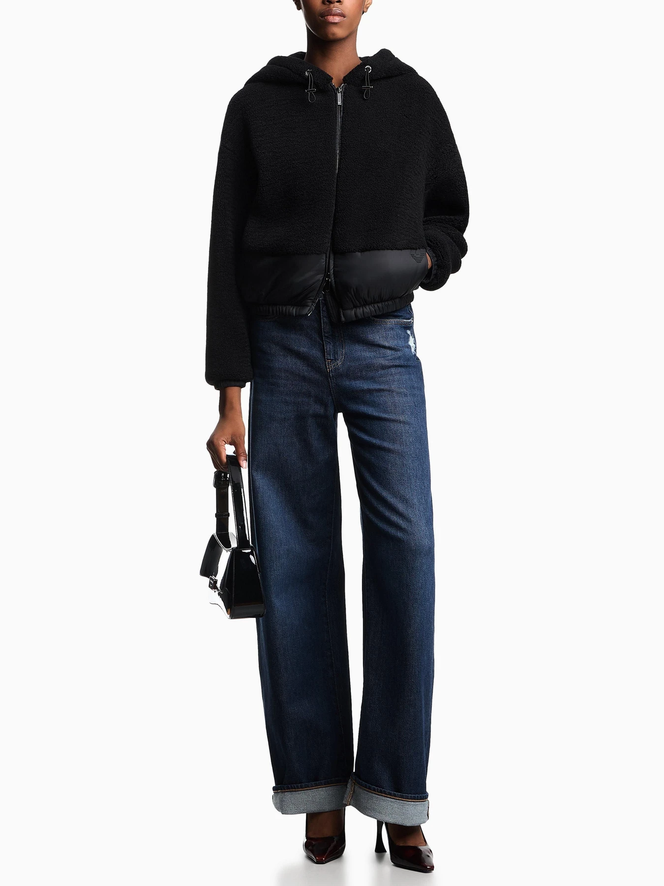 Куртки и дубленки Emporio Armani модель EW001371-AF16465-UC001 Куртки и дубленки Emporio Armani модель EW001371-AF16465-UC001 Фото