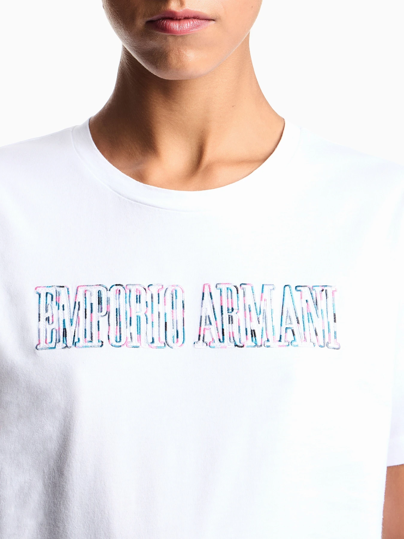 Футболки и поло Emporio Armani модель EW002836-AF12573-U0002 Футболки и поло Emporio Armani модель EW002836-AF12573-U0002 Фото