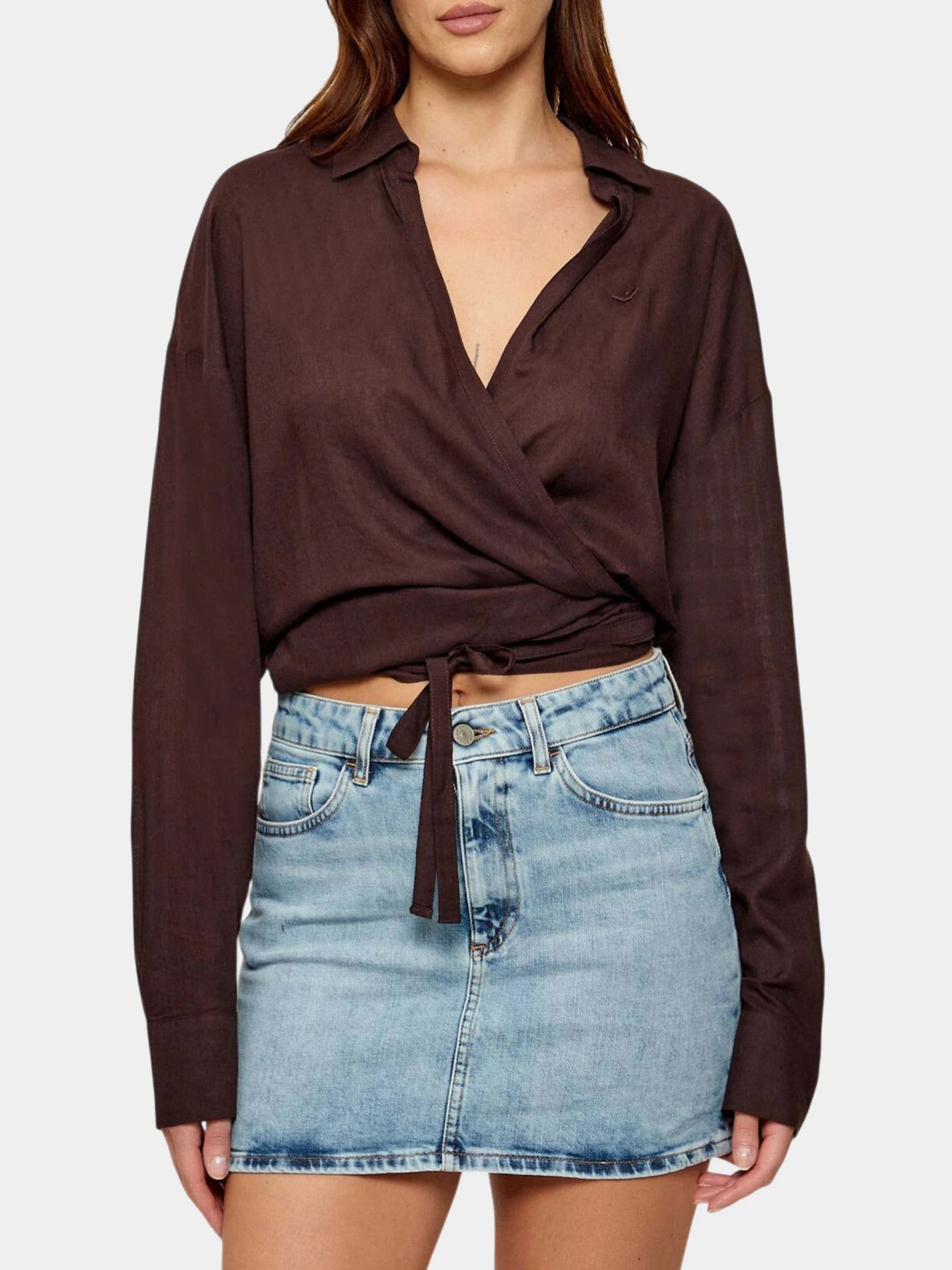 Рубашки Emporio Armani модель EW003421-AF20252-U6279 Рубашки Emporio Armani модель EW003421-AF20252-U6279 Фото