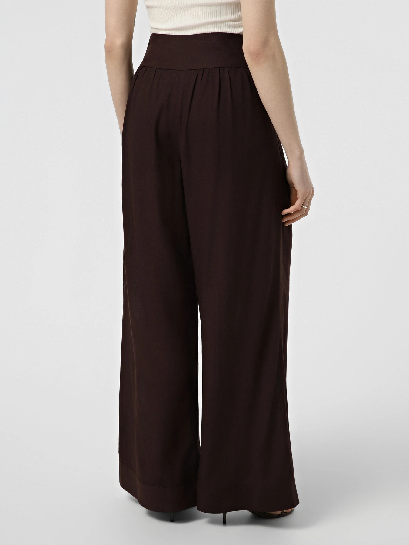 Штани Emporio Armani модель EW003422-AF20252-U6279 Штани Emporio Armani модель EW003422-AF20252-U6279 Фото