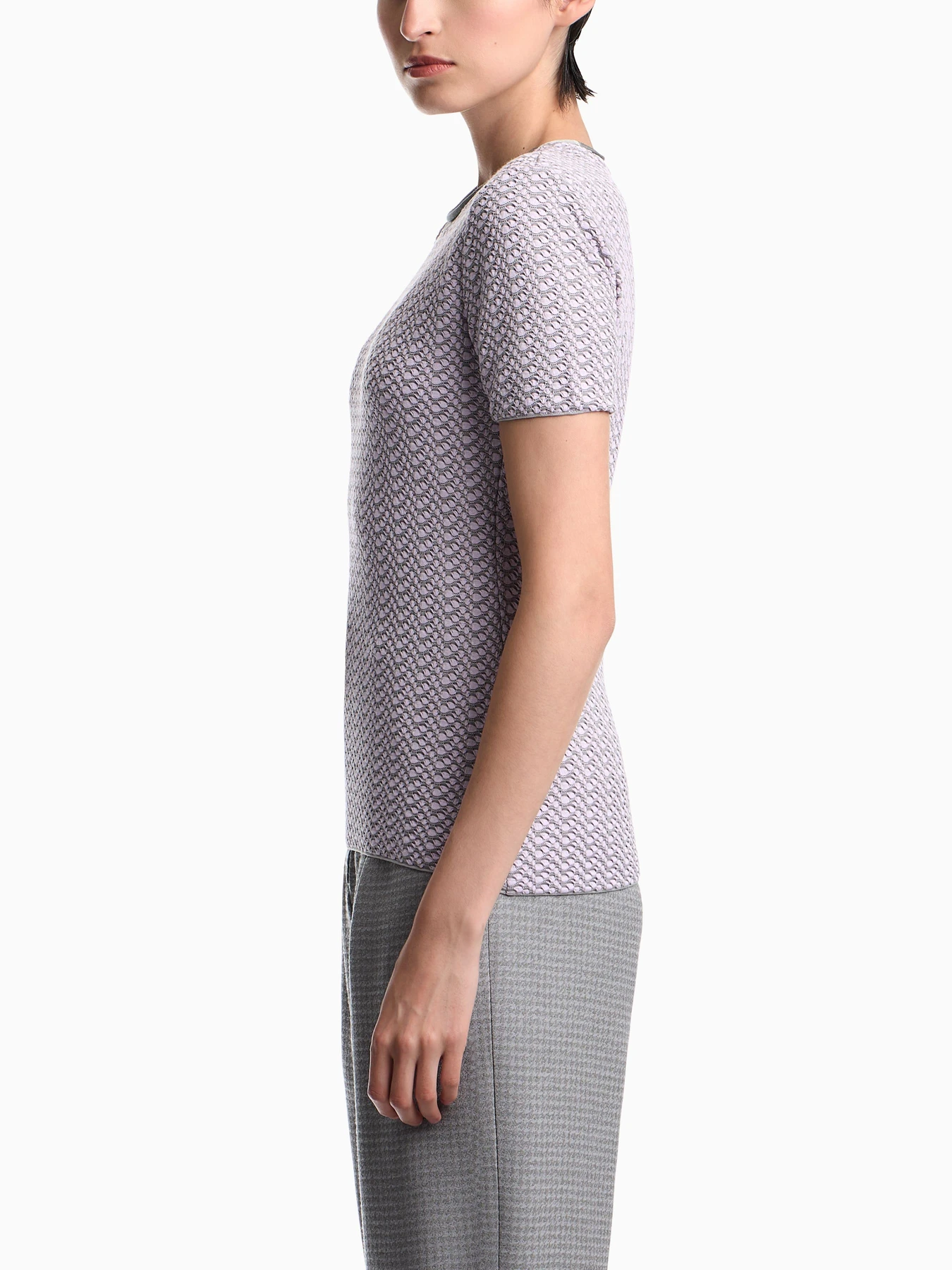 Свитеры и кардиганы Emporio Armani модель EW004726-AF25832-F8084 Свитеры и кардиганы Emporio Armani модель EW004726-AF25832-F8084 Фото