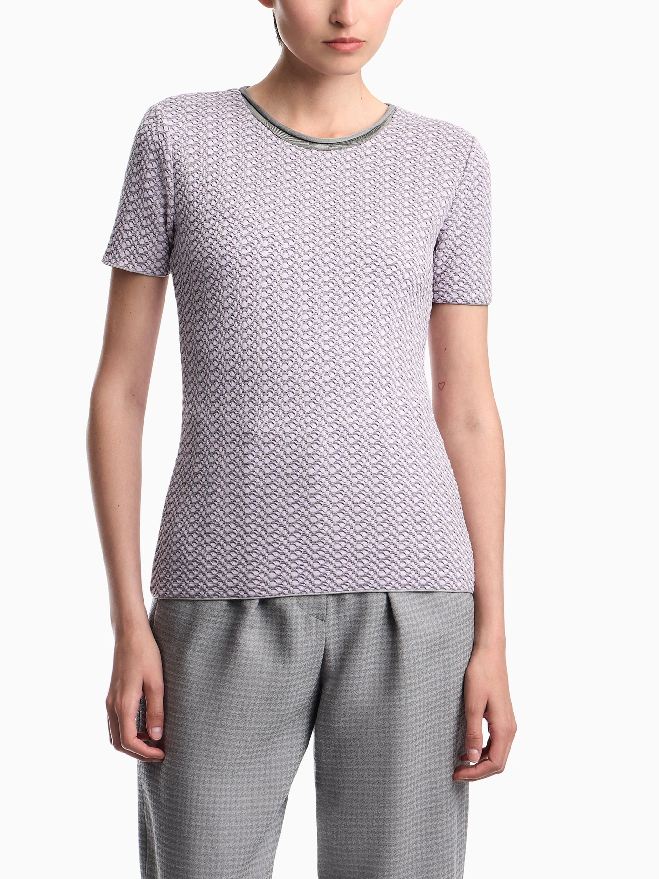 Свитеры и кардиганы Emporio Armani модель EW004726-AF25832-F8084 Свитеры и кардиганы Emporio Armani модель EW004726-AF25832-F8084 Фото