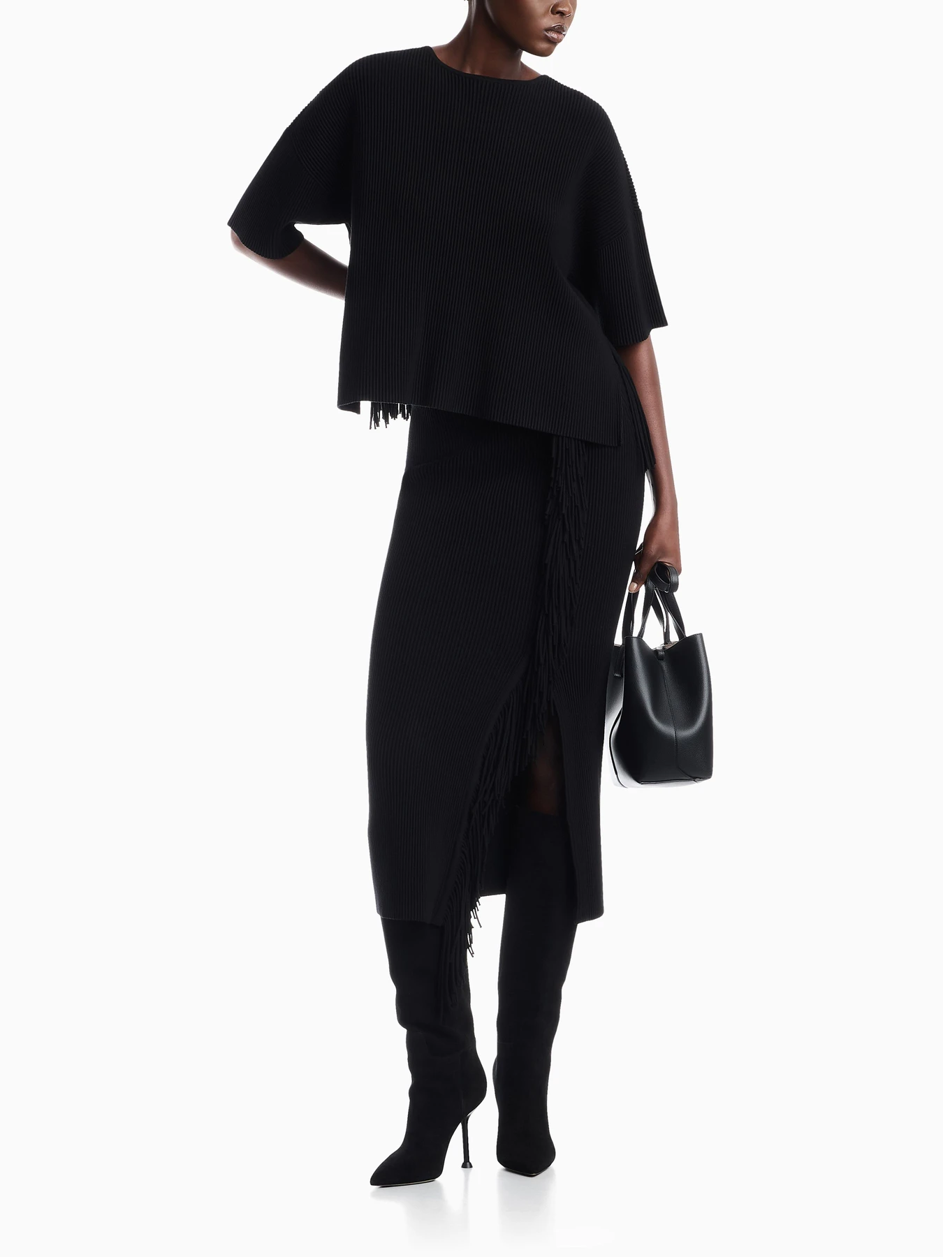 Свитеры и кардиганы Emporio Armani модель EW004680-AF29173-UC001 Свитеры и кардиганы Emporio Armani модель EW004680-AF29173-UC001 Фото