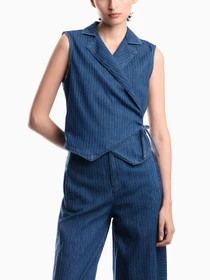 Пиджаки Emporio Armani модель EW005151-AF26171-MB002 Фото