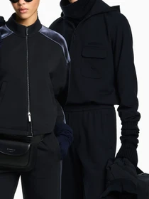 Куртки и дубленки Emporio Armani модель EW004206-AF10002-UB118 Фото