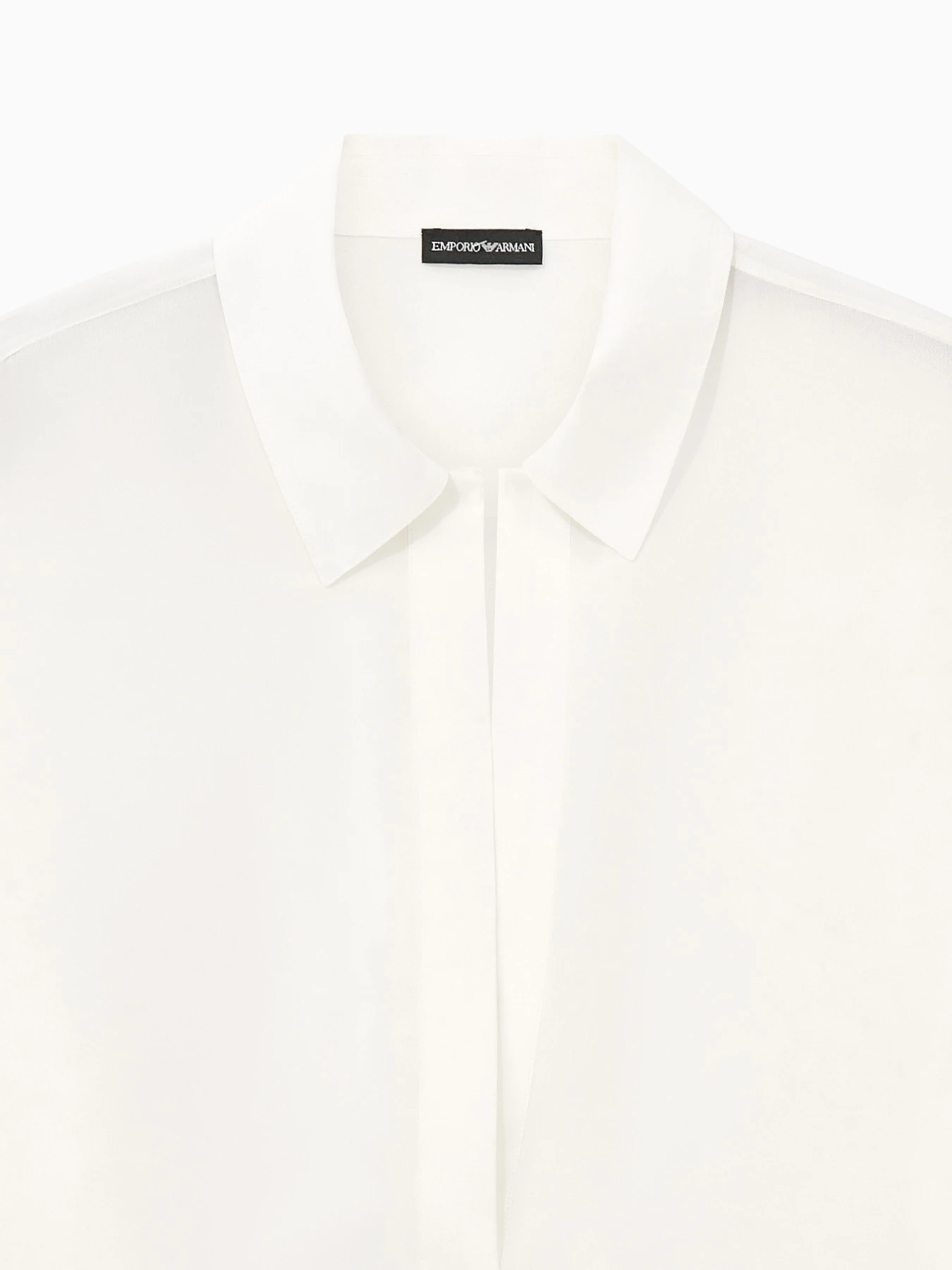 Рубашки Emporio Armani модель EW005414-TE21123-U0006 Рубашки Emporio Armani модель EW005414-TE21123-U0006 Фото