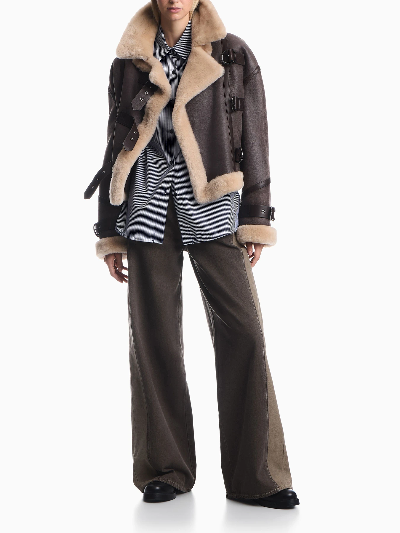 Рубашки Emporio Armani модель EW005533-AF29077-FB004 Рубашки Emporio Armani модель EW005533-AF29077-FB004 Фото