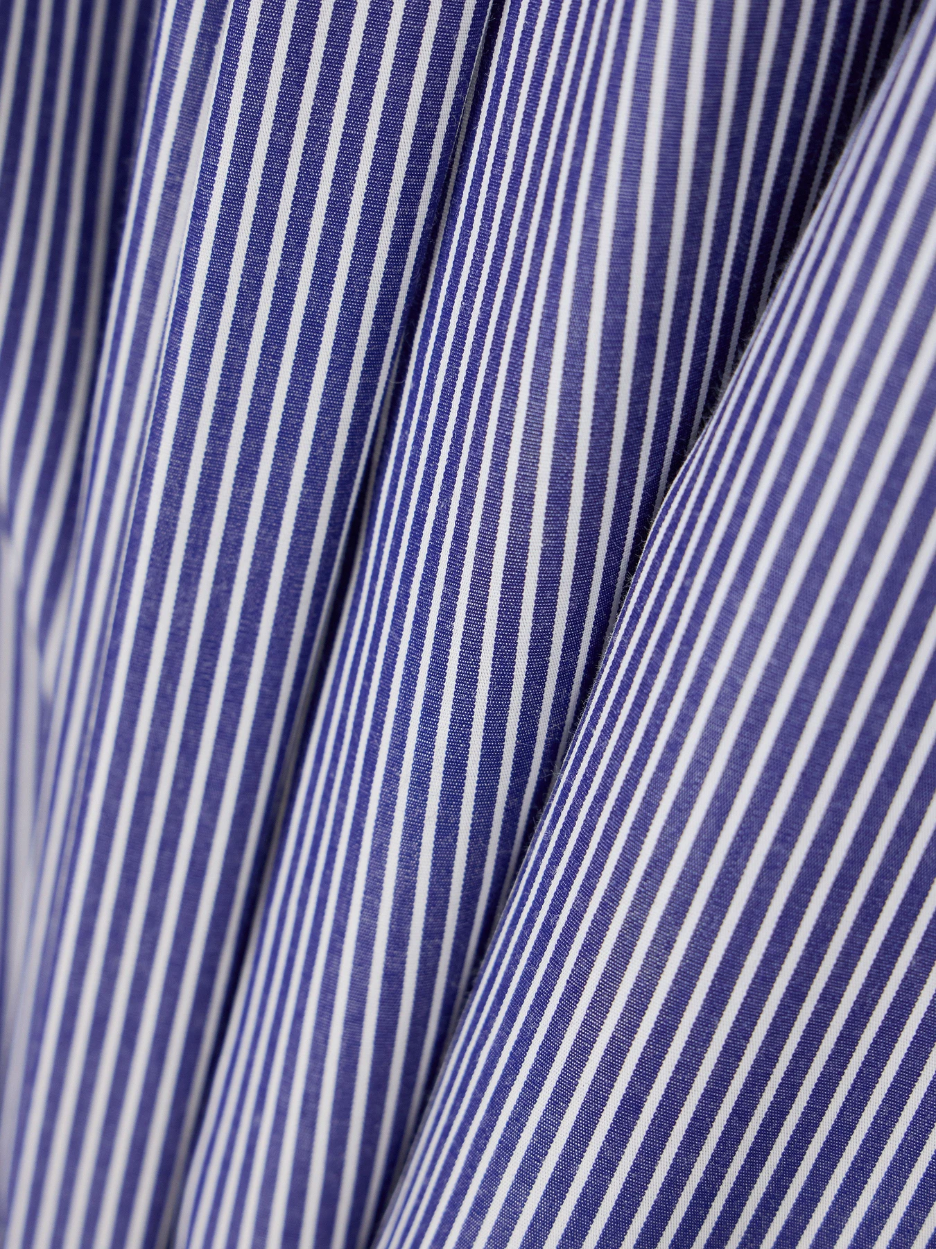 Рубашки Emporio Armani модель EW005533-AF29077-FB004 Рубашки Emporio Armani модель EW005533-AF29077-FB004 Фото