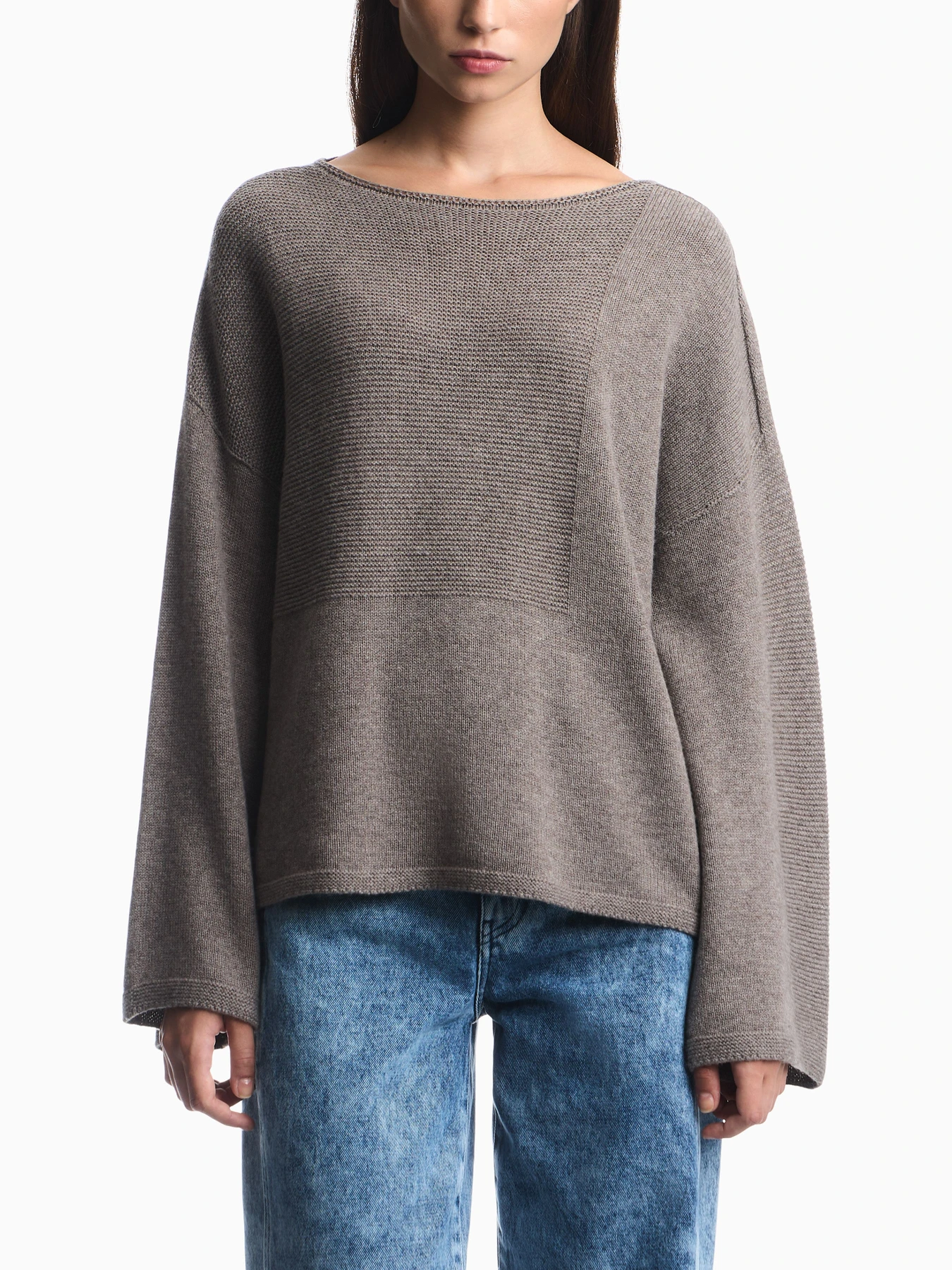 Свитеры и кардиганы Emporio Armani модель EW005640-AF29271-U6200 Свитеры и кардиганы Emporio Armani модель EW005640-AF29271-U6200 Фото