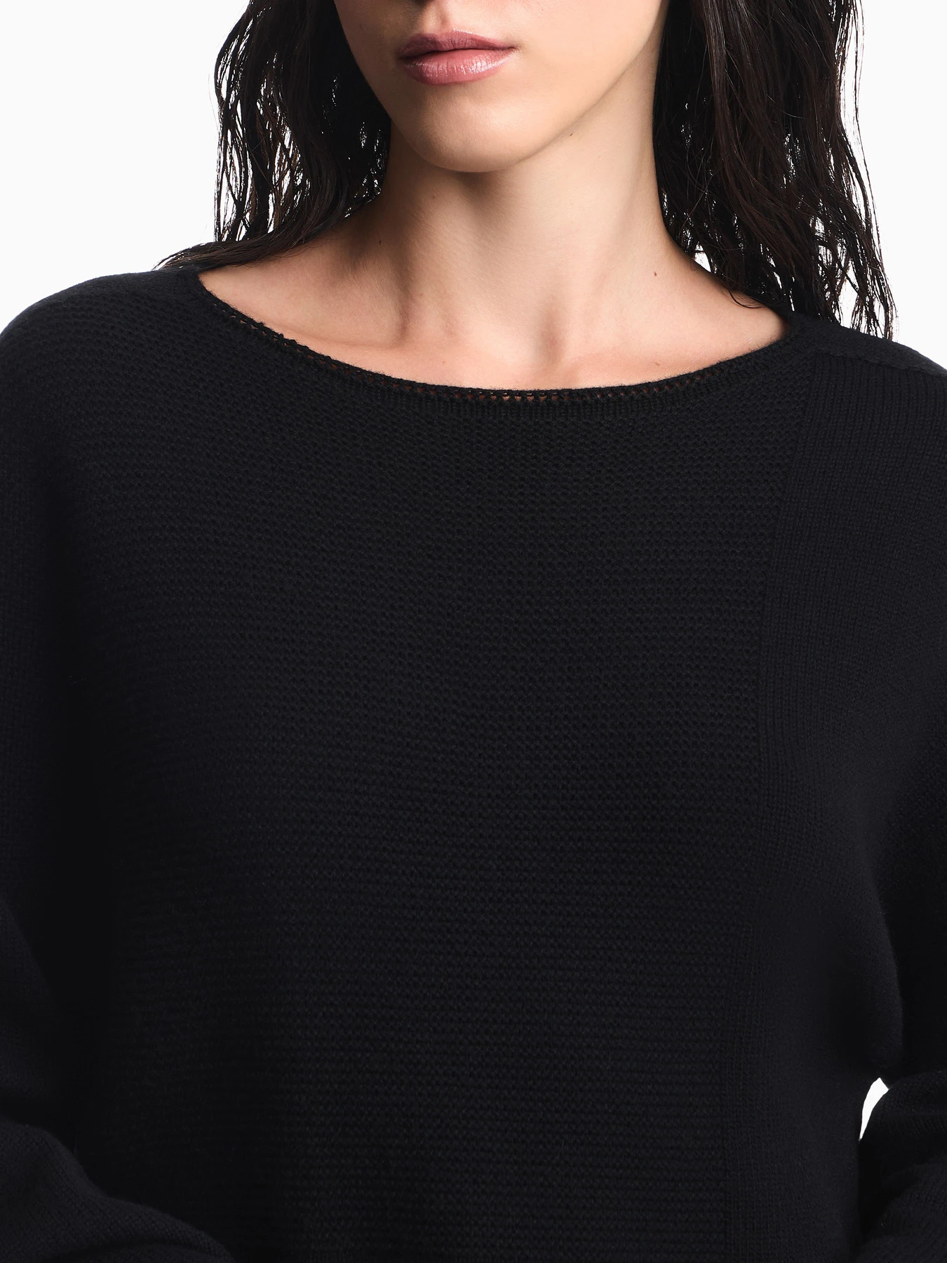 Свитеры и кардиганы Emporio Armani модель EW005640-AF29271-UC001 Свитеры и кардиганы Emporio Armani модель EW005640-AF29271-UC001 Фото