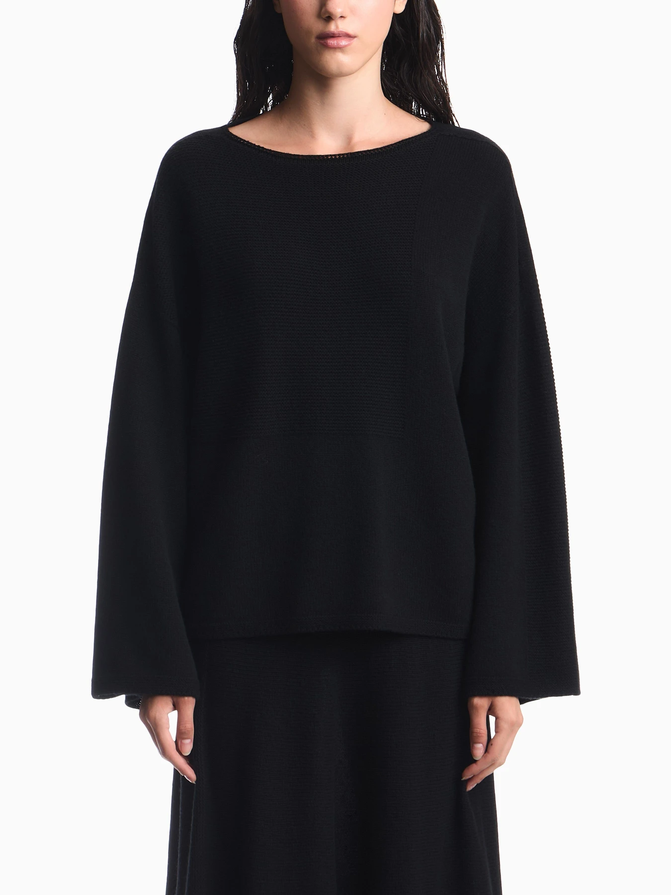 Свитеры и кардиганы Emporio Armani модель EW005640-AF29271-UC001 Свитеры и кардиганы Emporio Armani модель EW005640-AF29271-UC001 Фото
