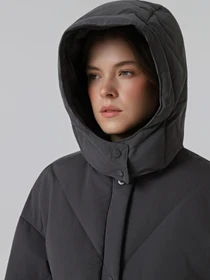 Куртки та дублянки Emporio Armani модель EW001386-AF24387-UA083 Фото