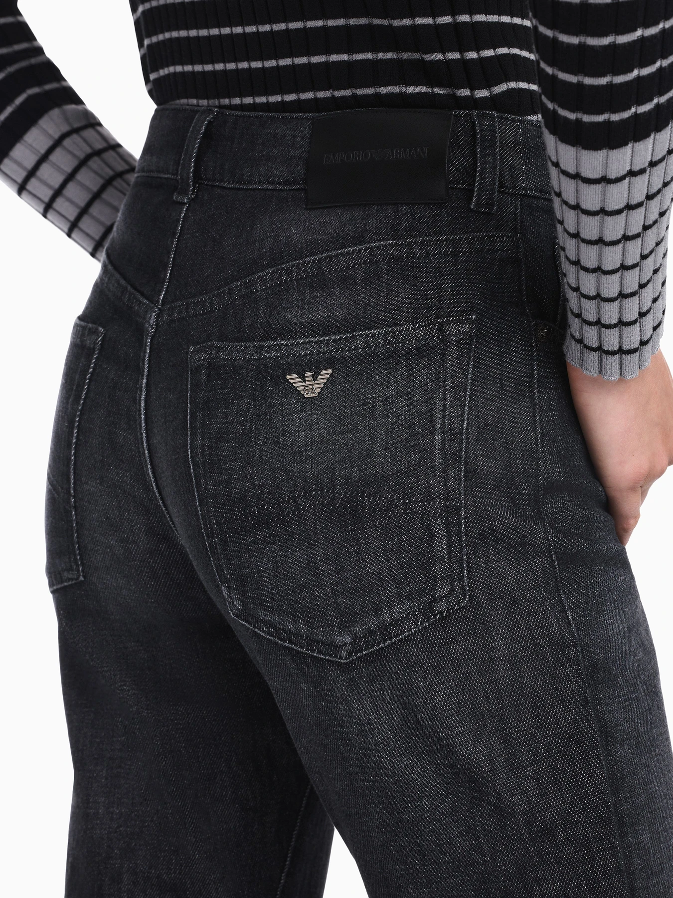 Джинсы Emporio Armani модель EW001499-AF28398-MC002 Фото