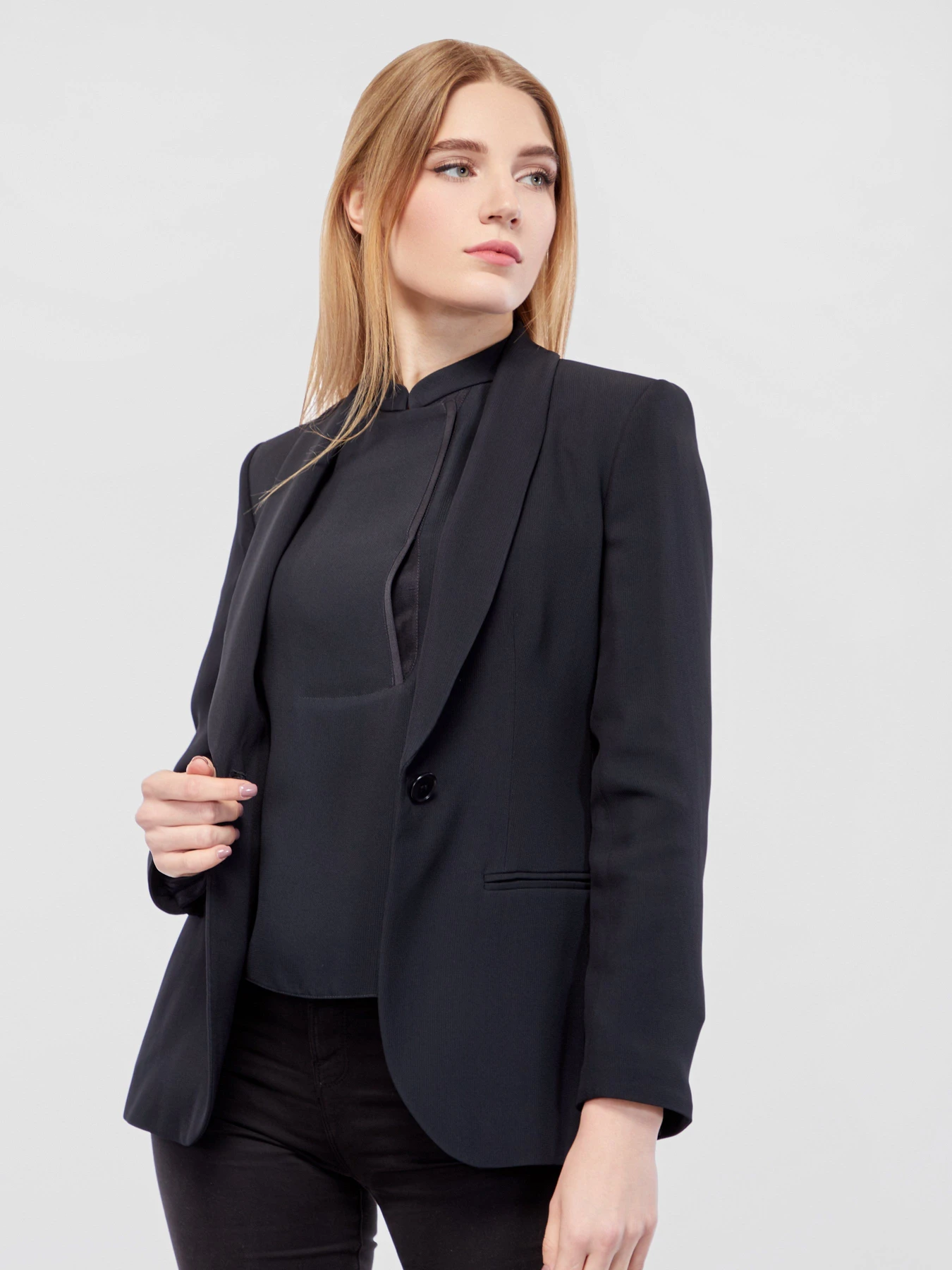 Піджаки Emporio Armani модель 0NG54D-02190-926 Фото