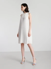 Платья Emporio Armani модель 3K2AA8-2NLHZ-0101 Фото