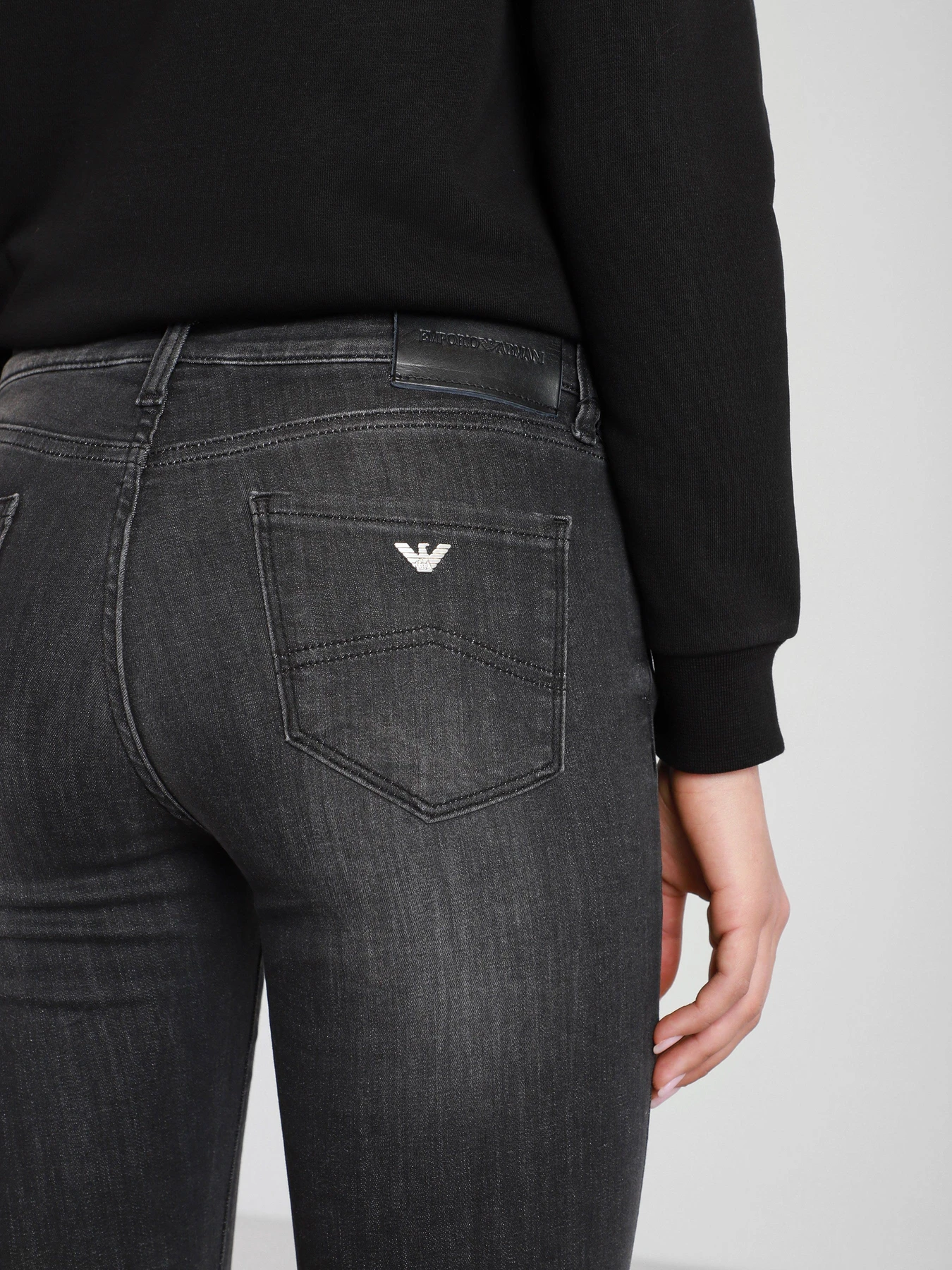 Джинсы Emporio Armani Super Skinny модель 3K2J20-2DE9Z-0668 Джинсы Emporio Armani Super Skinny модель 3K2J20-2DE9Z-0668 Фото